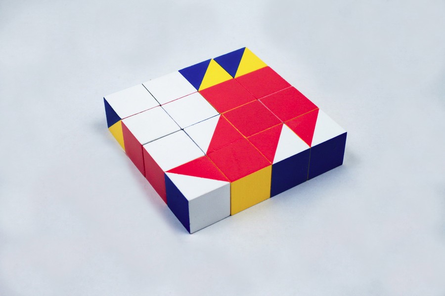 Публикация «Мастер-класс „Старые кубики — новая игра“» размещена в разделах